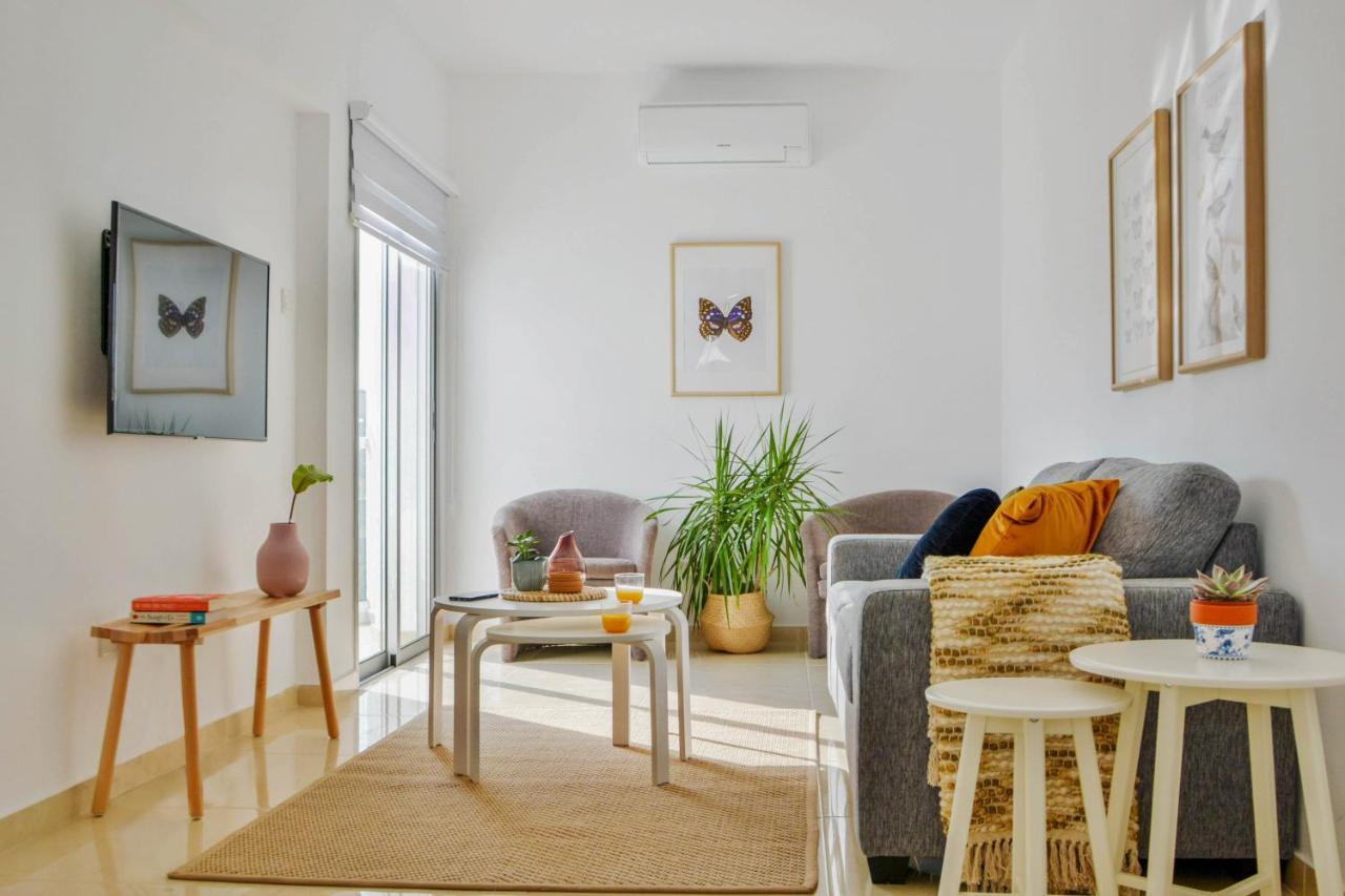 Phaedrus Living: Seaside Luxury Flat Lighthouse 67 Leilighet Paphos Eksteriør bilde